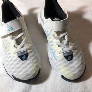 Nike Giannis Immortality DB6082-110 white blue Preschool Kids